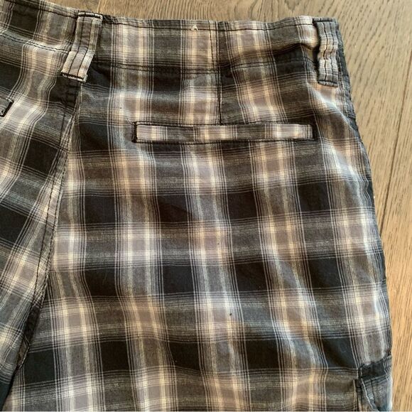 WRANGLER CARGO SHORTS MEN PLAID COTTON SPANDEX BLUE TAN WHITE RELAXED FIT. - Picture 7 of 12
